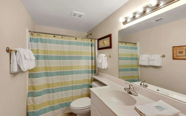 1512 Shores of Panama