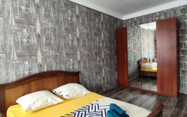 Апартаменты на Ленинградской