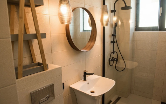 Diamond View Apartments