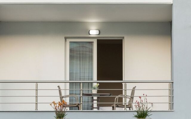 Sunshine Apartments