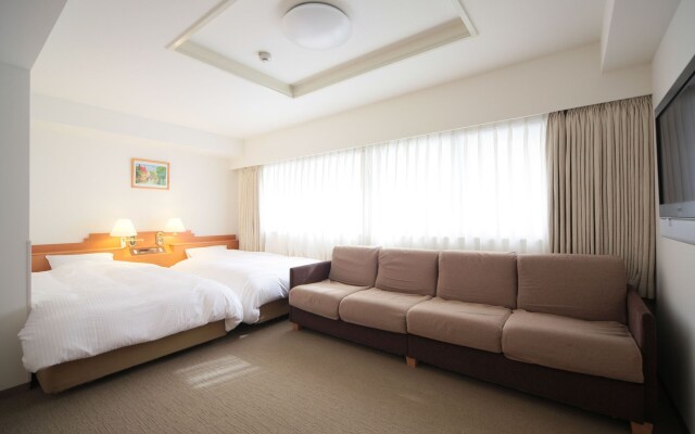 Shin-Osaka Station Hotel