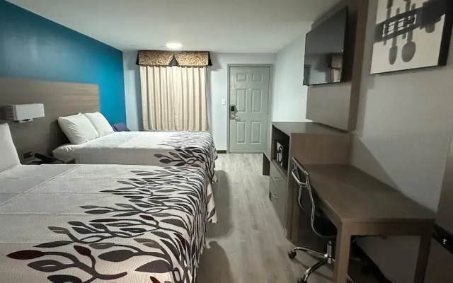 Camden Country Inn