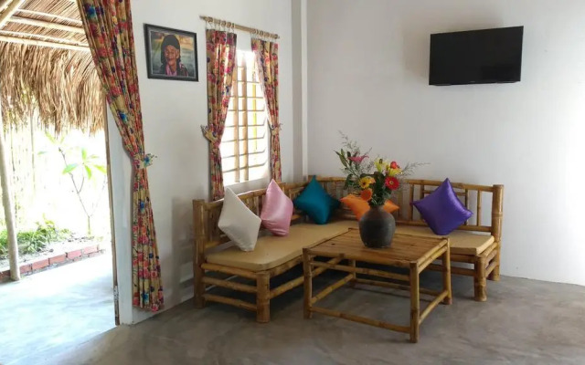 The Seaside Bungalow