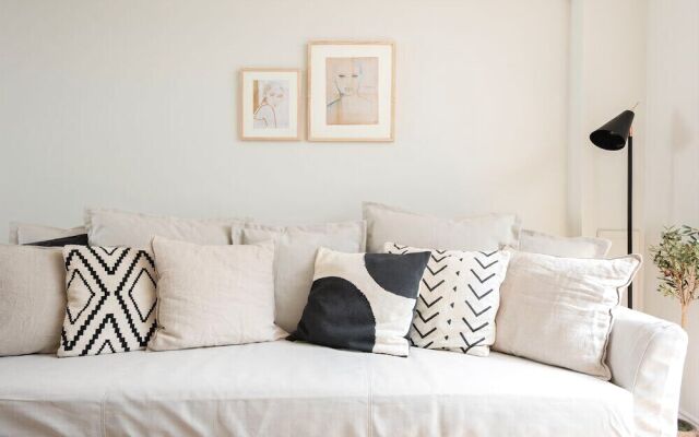 The Kensington House by H House