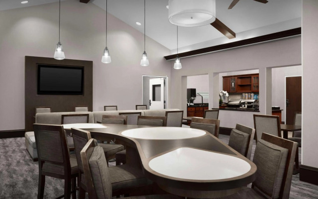 Homewood Suites by Hilton Jacksonville Downtown-Southbank