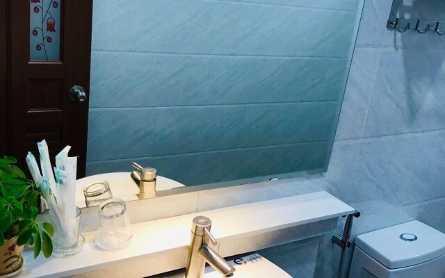 Quan Quan Hotel