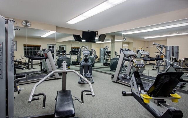 Candlewood Suites Perrysburg by IHG