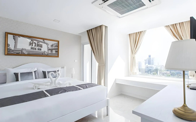 B2 Hua Hin Premier Hotel