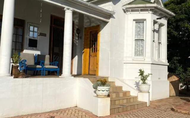 Heath Villa - private room