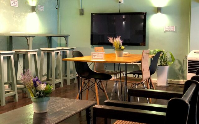 TRIBE THEORY - Startup Hostel for Entrepreneurs & Digital Nomads