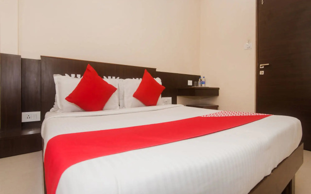 OYO 23656 Parimeet Hotel