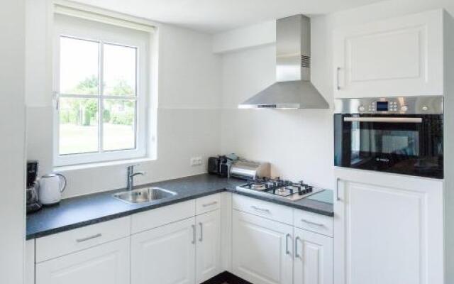 Holiday home Villapark De Witte Raaf 2