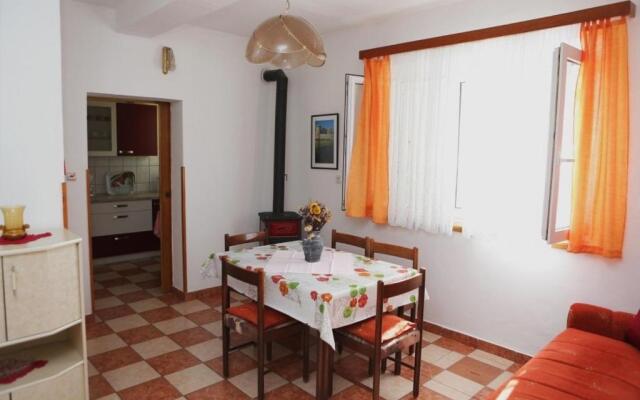 Apartments Liza - 80m from the sea