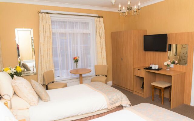 The Kingston Theatre Hotel