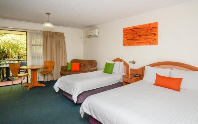 Pegasus Motor Inn and Serviced Apartments