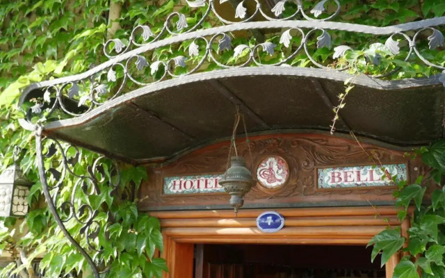 Hotel Bella