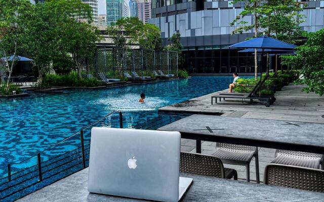 Axquisite Suites At Klcc