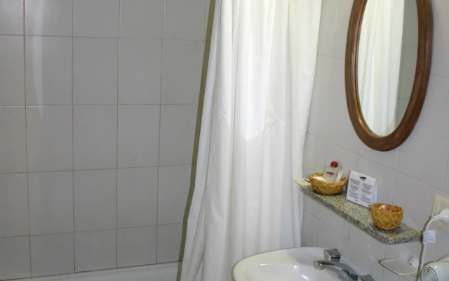 Las Bardas Aparthotel