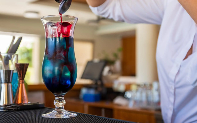 Malena Hotel & Suites - Adults Only by Omilos Hotels
