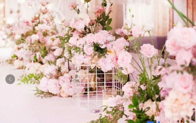 Nanjing Olympic Sports Expo Center UEASY Hotel