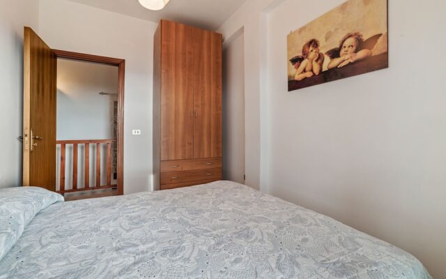 Peaceful Holiday Home in Perdifumo With Balcony