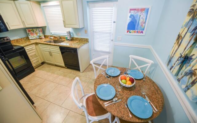 Southern Breeze 1 Apartment 2