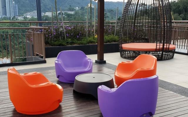 OwnAStay Midhill by Symphony Suite