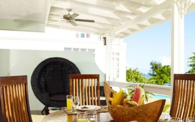 Golden Cove Resort