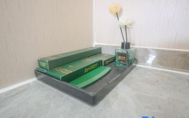 Yisu Bi'an Xiaoyuan Homestay
