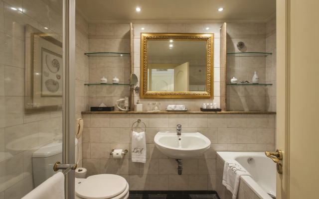 Labourdonnais Waterfront Hotel