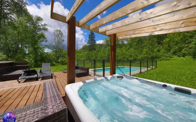 Chalet Le St-Côme - SPA- Billard- PISCINE by Galaxia