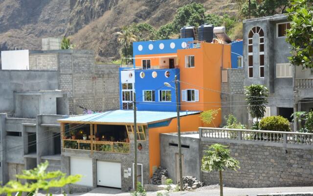 Chez Hujo