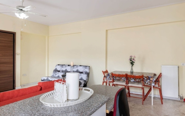 Apartment in Piraeus Near Monastiraki Square