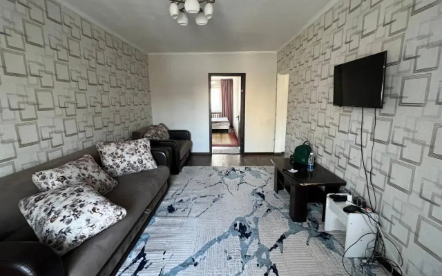 apartment on Abdrakhmanova 136