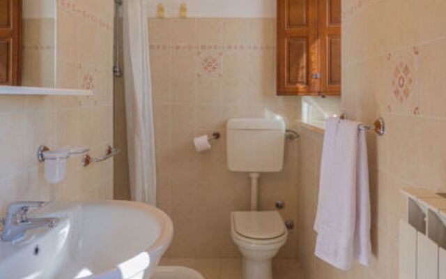 Borgo Agrituristico Il Pino (ONA200)