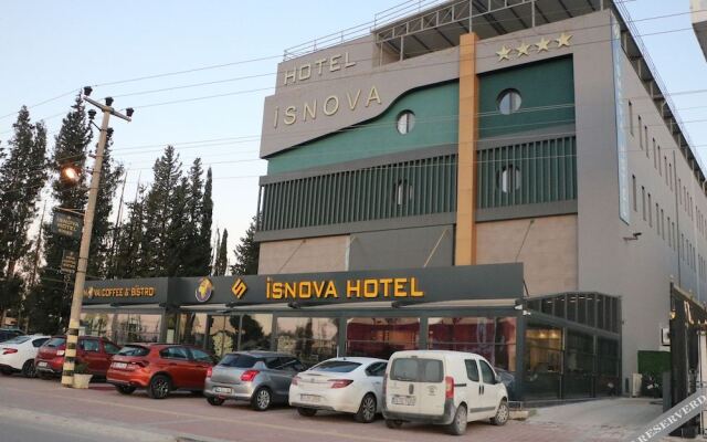 Isnova Hotel