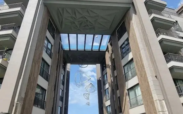 The Diamond in City Suites by Cozy