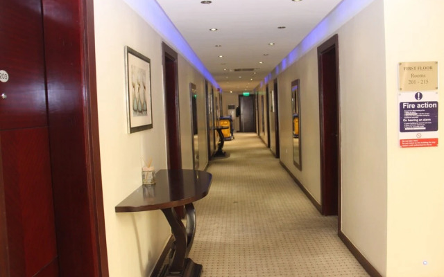 Adsuit Hotel Calabar
