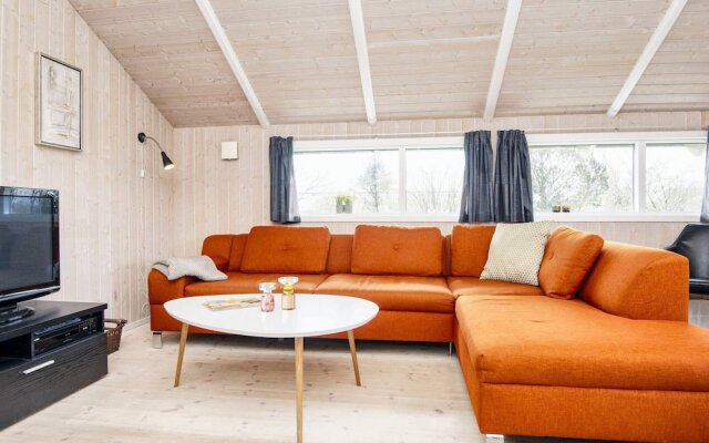 6 Person Holiday Home in Borkop-by Traum
