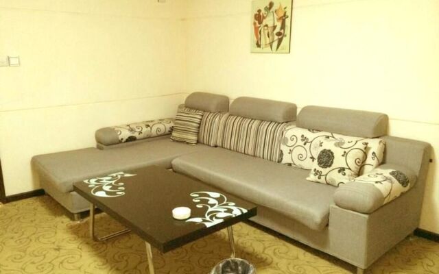 Xinyang Tianyi Express Hotel
