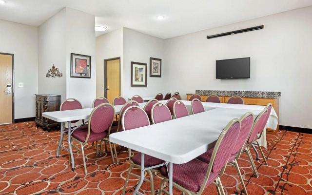 Best Western Plus Albert Lea I-90/I-35 Hotel