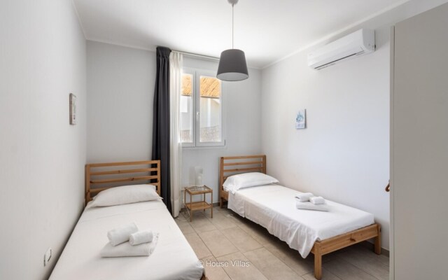 House Villas - Moon on the Sea