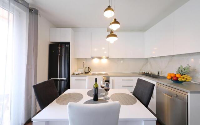 Apartment S