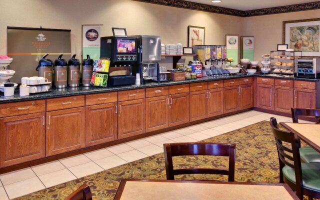 Country Inn & Suites by Radisson, Lake George (Queensbury), NY