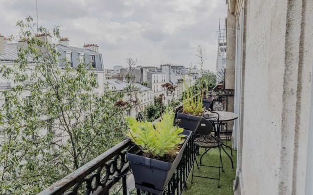 Apartment in Montmartre With 1 Room