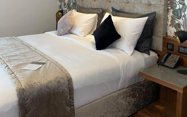 The Village Boutique & Spa