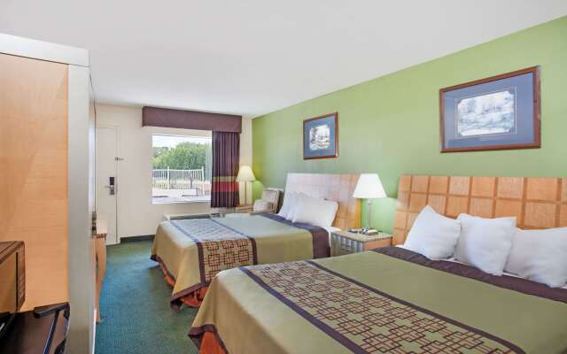 Days Inn by Wyndham Greeneville