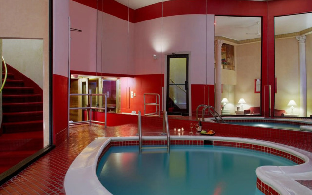 Pocono Palace Resort