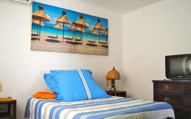 Luna Antigua by Mamitas Beach