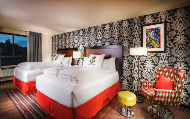 The Maxwell Hotel - A Staypineapple Hotel